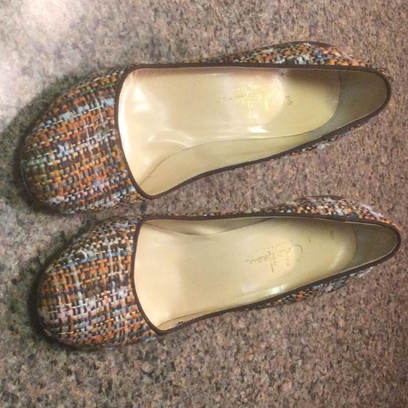 Heels - Picture 2 of 4